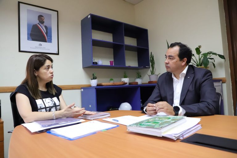 Alcalde Del Pozo pide celeridad en proceso que permitirá reposición del Cesfam Federico Puga Borne