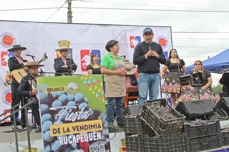 Exito rotundo en la cuarta versión de la fiesta de la vendimia en Rucapequén