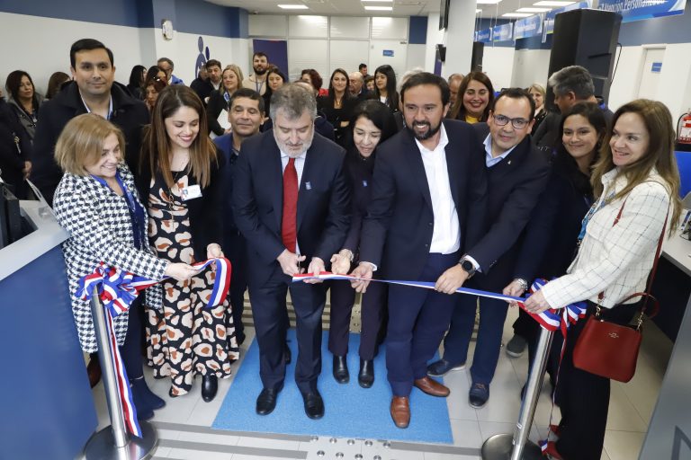 Inauguración sucursal Fonasa Chillán