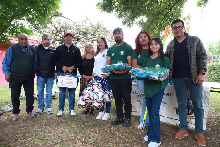 Entrega de implementos deportivos Liga ANDABA