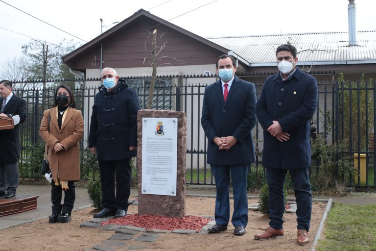 Municipio chillanvejano conmemoró la fundación de la ciudad