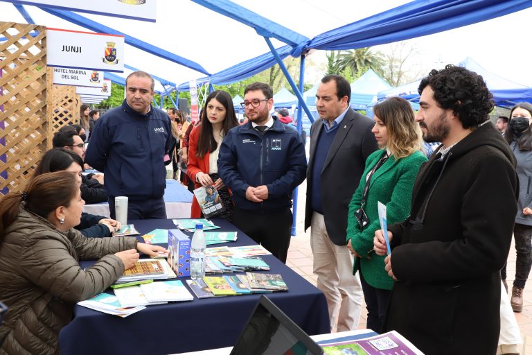 Empresas y servicios públicos se dieron cita en primera feria laboral con perspectiva de género  desarrollada en Chillán Viejo