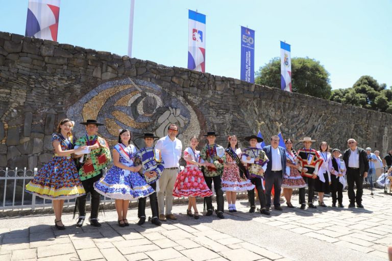 Chillán Viejo inauguró la Quinta Muestra Nacional de Cueca Escolar Ñuble 2023