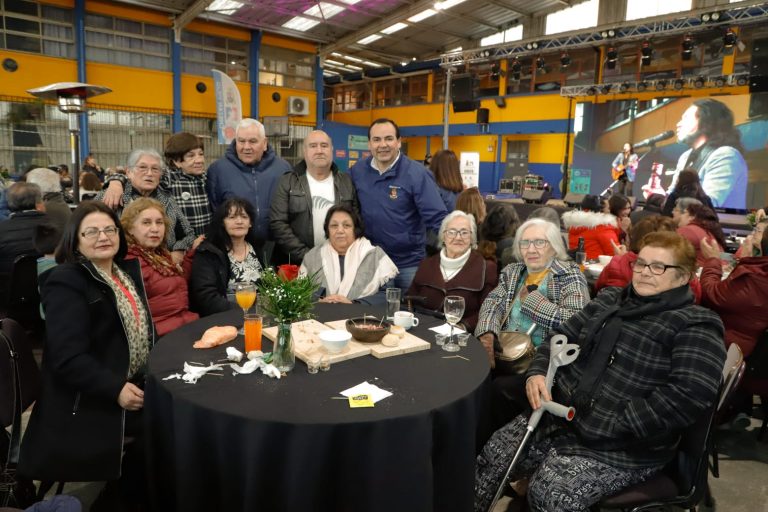 Conmemoración Día del Dirigente Vecinal y Comunitario